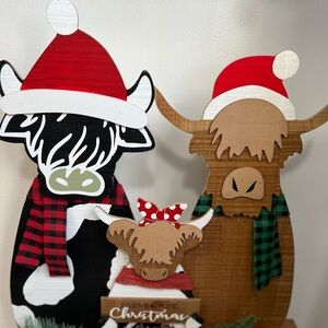 Festive Farmhouse Christmas Cow Family Decor